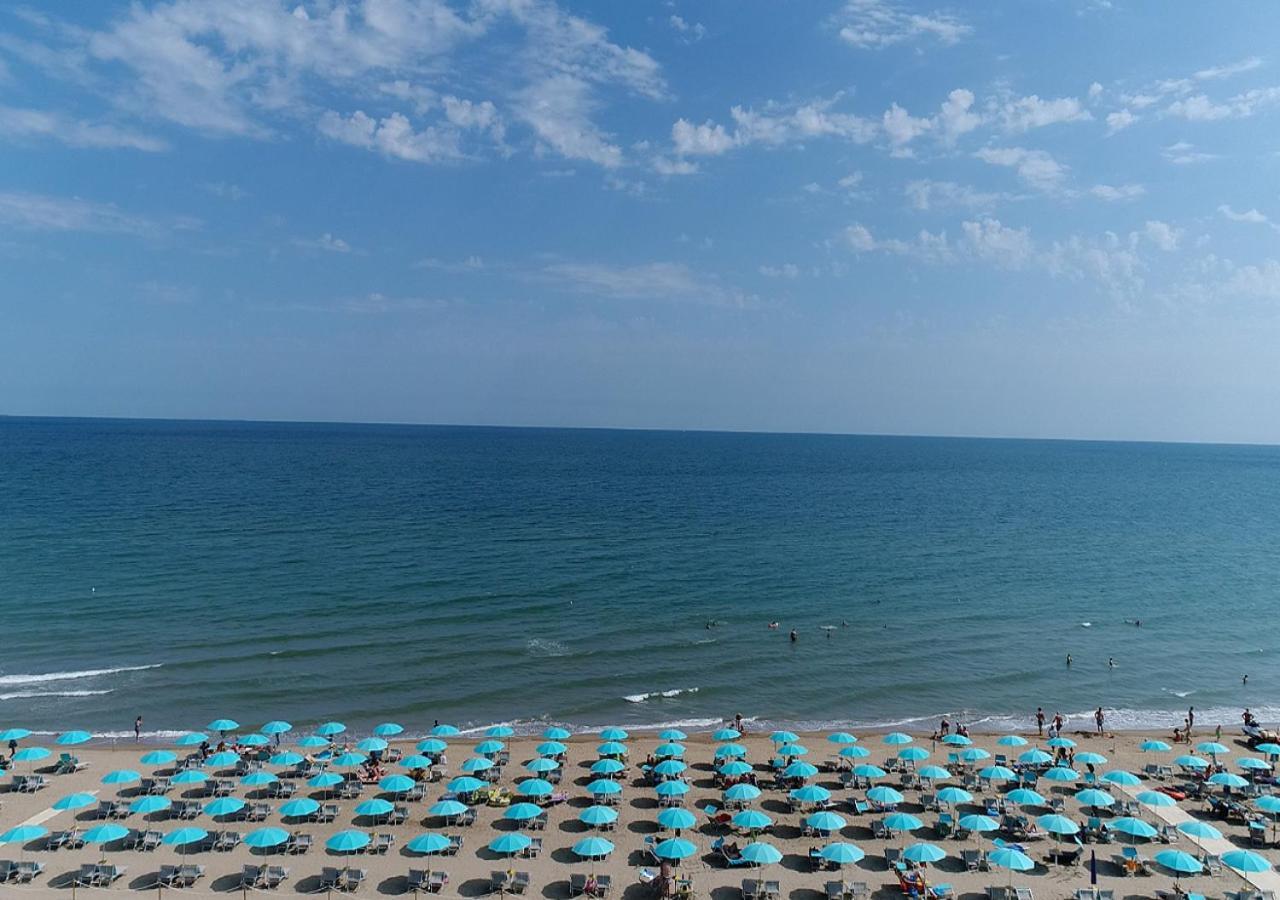 Camping Village Malibu Beach Лидо ди Йезоло Екстериор снимка