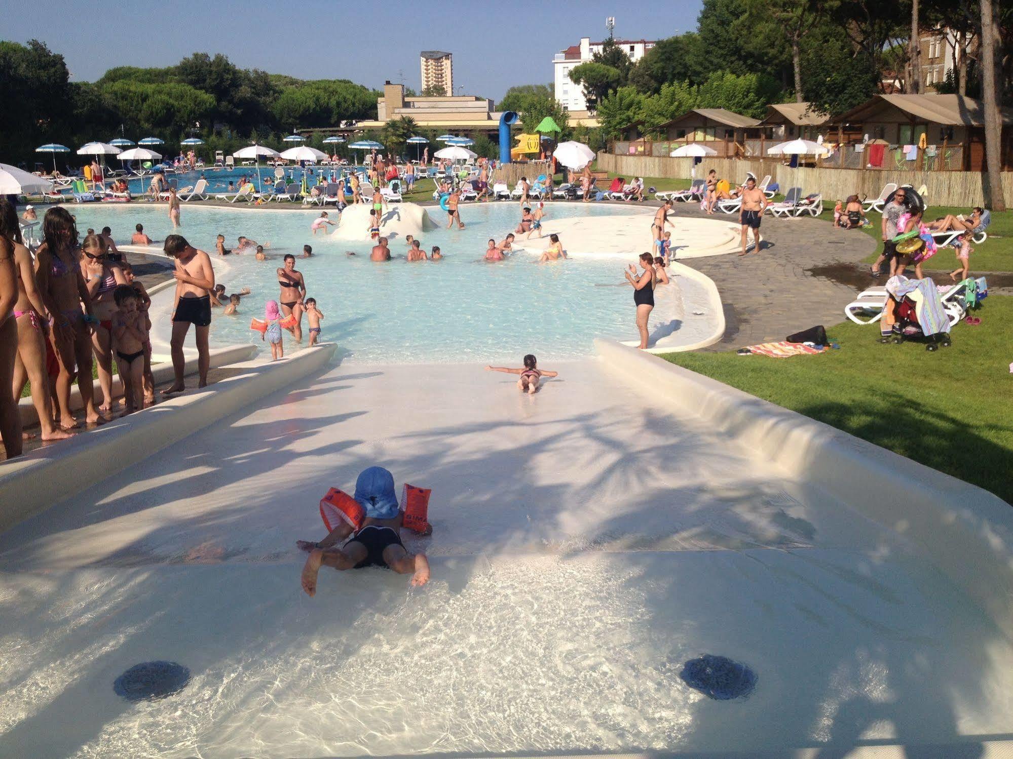 Camping Village Malibu Beach Лидо ди Йезоло Екстериор снимка